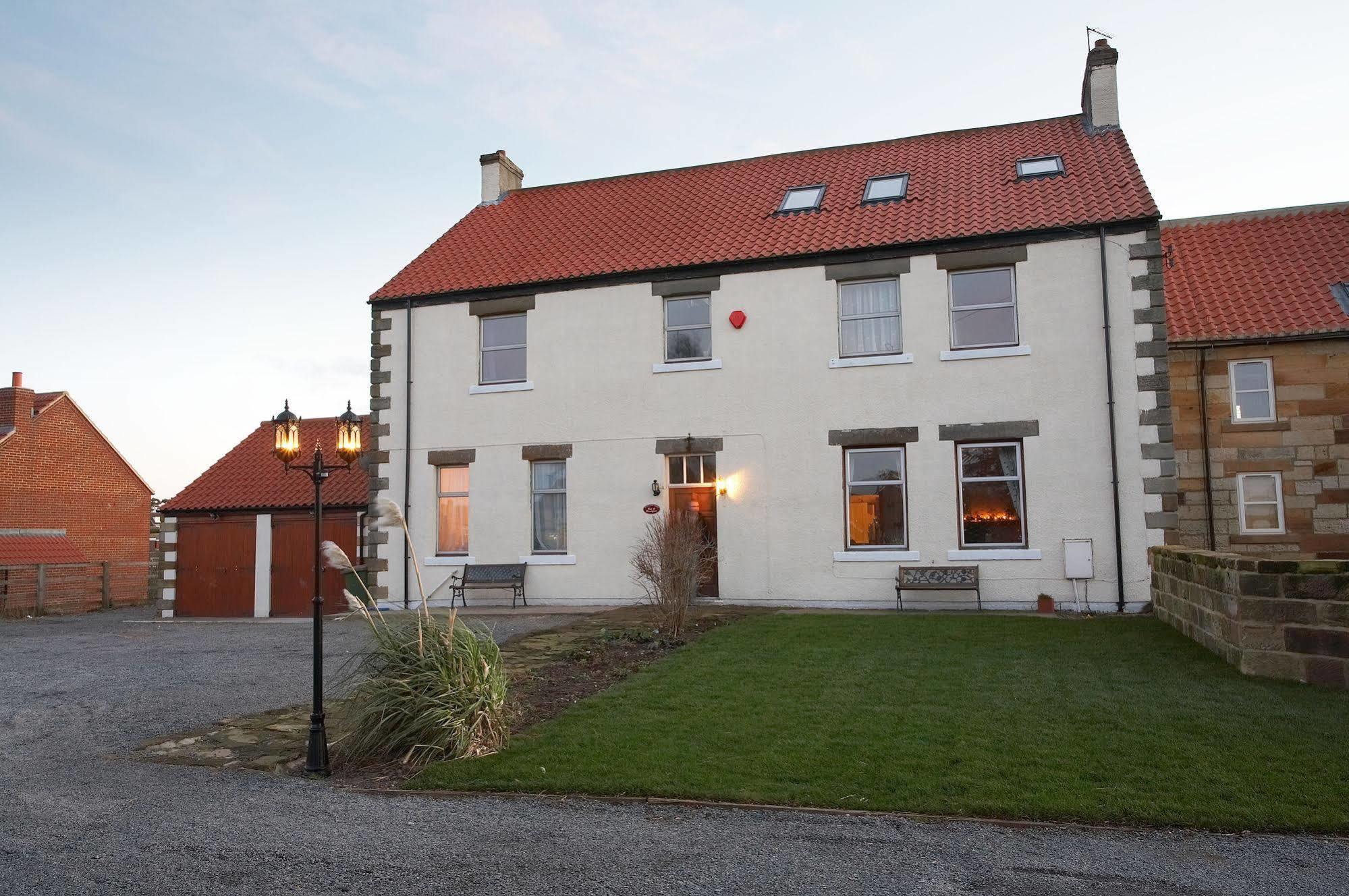 Townend Farm Bed And Breakfast Loftus Exterior photo